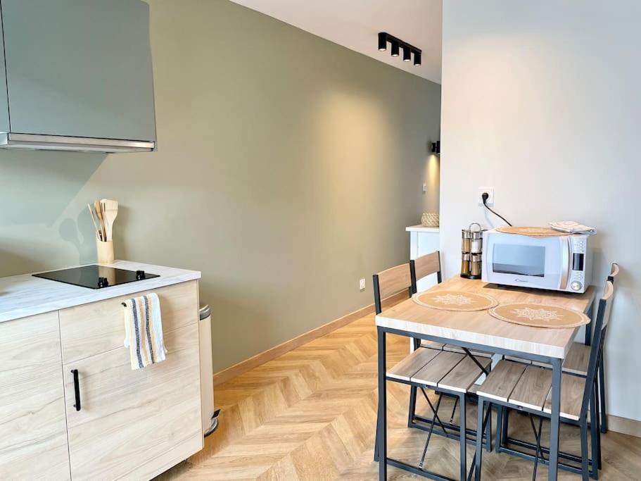 Appartamento Le Flachet - Climatisation - Wifi Villeurbanne Esterno foto